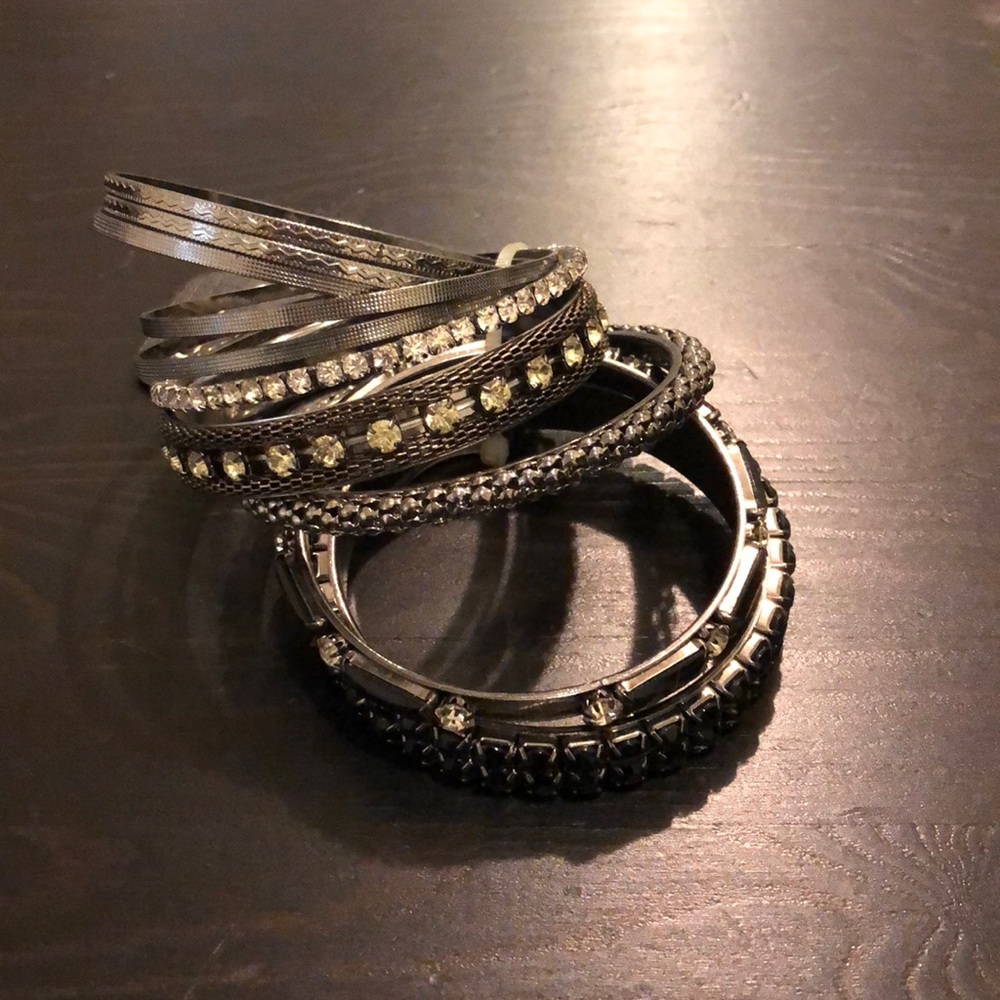 Bangle set - Picture 1 of 2